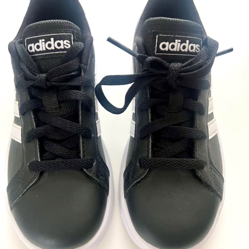 Adidas Kids Black and White Sneakers. Brand new